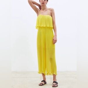 Zara yellow pleated jumpsuit size S
